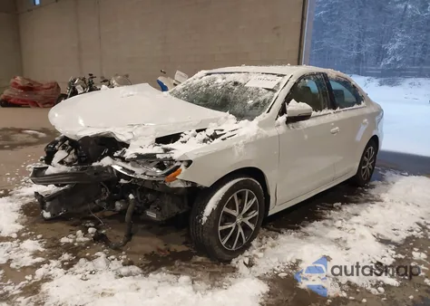 2018 Volkswagen Jetta 1.4T Se/1.4T Wolfsburg Edition from USA, damaged, VIN 3VWDB7AJ9JM230210